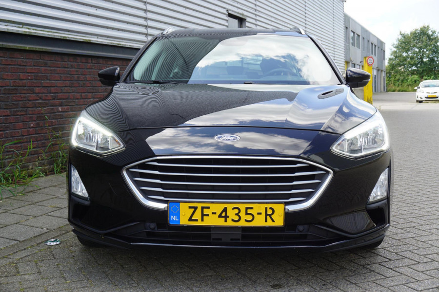 Ford FOCUS Wagon 1.0 100PK Rijklaarprijs incl.garantie All-Season banden.