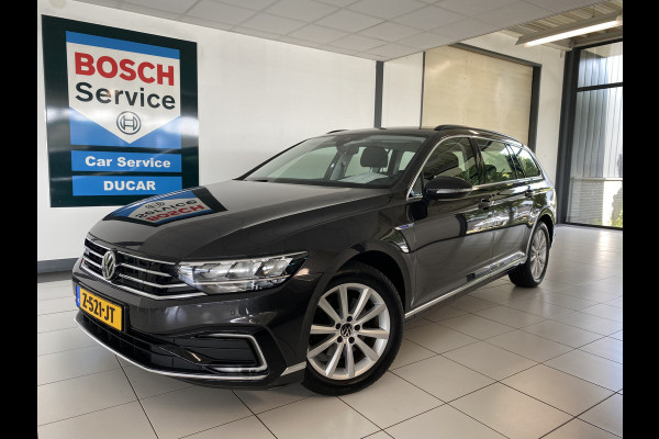 Volkswagen Passat Variant 1.4 TSI PHEV GTE Business Achteruitrij camera/ / Dodehoek detectie