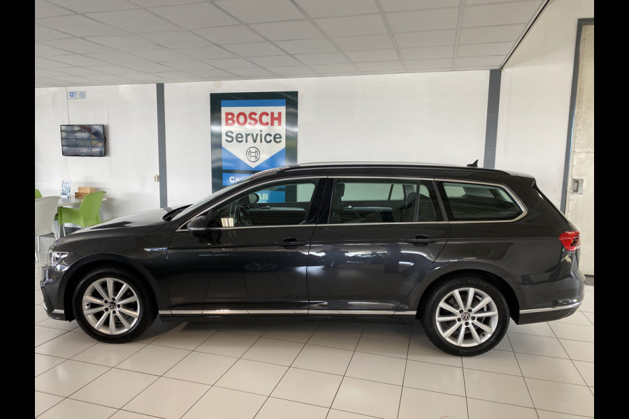 Volkswagen Passat Variant 1.4 TSI PHEV GTE Business Achteruitrij camera/ / Dodehoek detectie