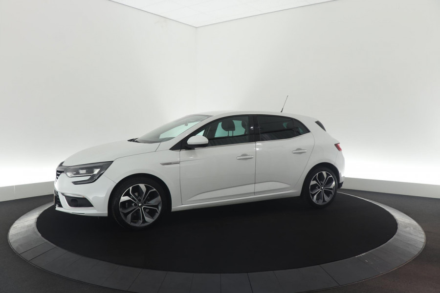 Renault Mégane TCe 130 GT-Line | Navigatie | Stoelverwarming | Parkeersensoren