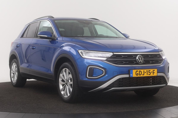 Volkswagen T-Roc 1.5 TSI Style | DSG | Adaptive cruise | Carplay | Climate control | PDC | Full LED | Digital Cockpit | Getint glas