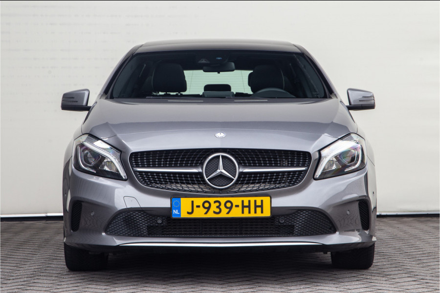 Mercedes-Benz A-Klasse 180 Ambition Automaat, Leder, Pano, Navi 2016