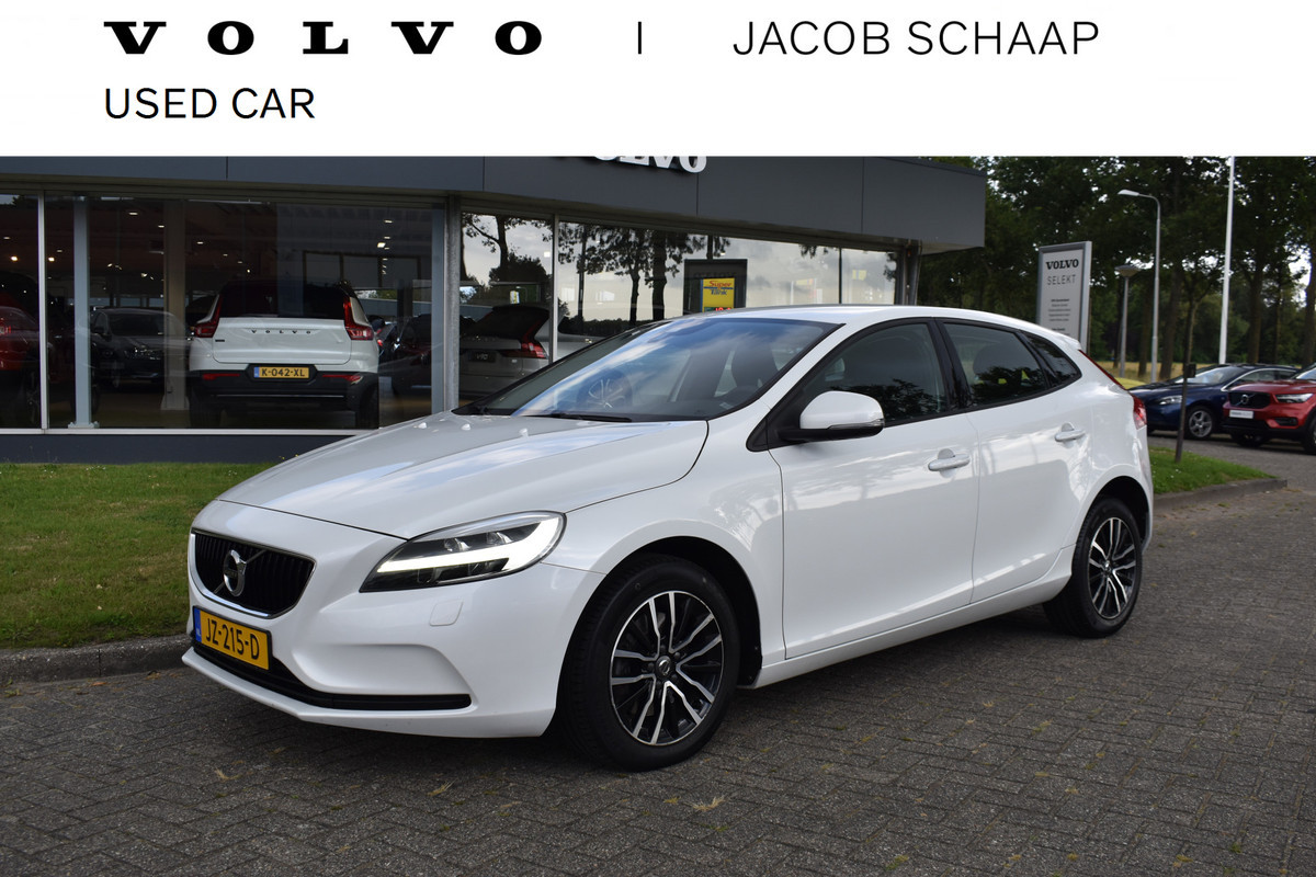 Volvo V40 T2 123PK Momentum | Stoelverwarming | Navigatie | Carkit | Voorruit verwarming | 16"LMV