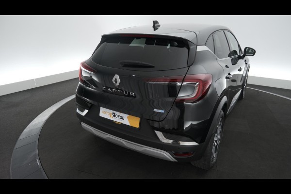 Renault Captur 1.6 E-Tech Plug-in Hybrid 160 Business | Camera | Apple Carplay | 9.3 Inch Groot Scherm | Allseason Banden | Parkeersensoren