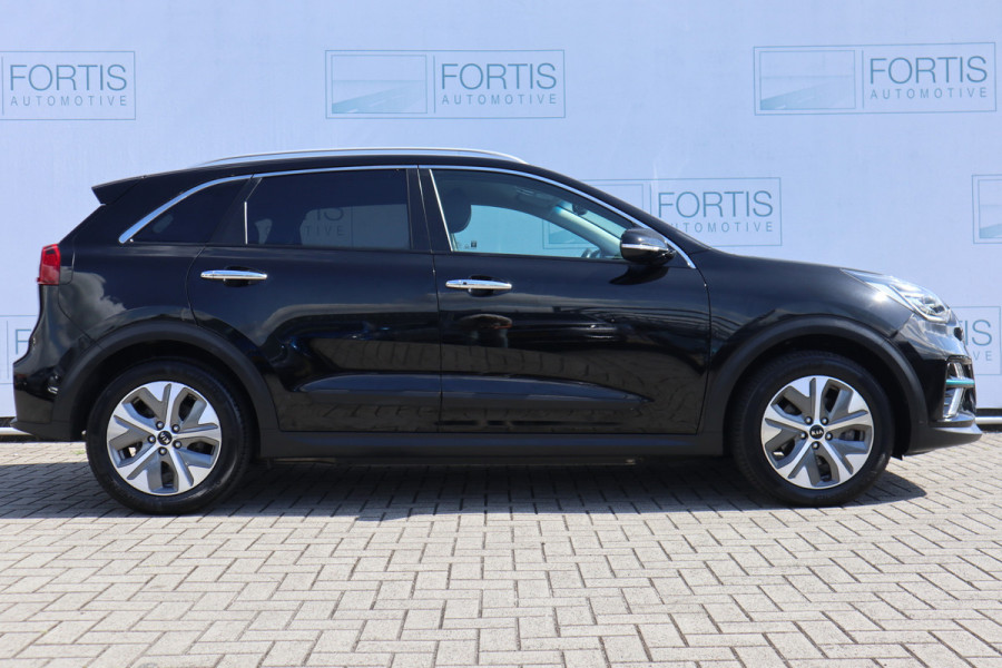 Kia e-Niro ExecutiveLine 64 kWh NL AUTO | LEDER | CARPLAY | CAMERA | STOELVERW | STOELVERKOELING |