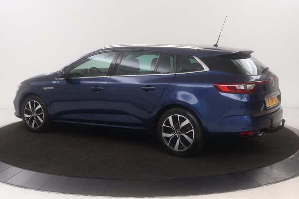 Renault Mégane 1.3 TCe Bose | Head-up | Trekhaak | Full LED | Camera | Park Assist | Carplay | Half leder | Navigatie | Bluetooth