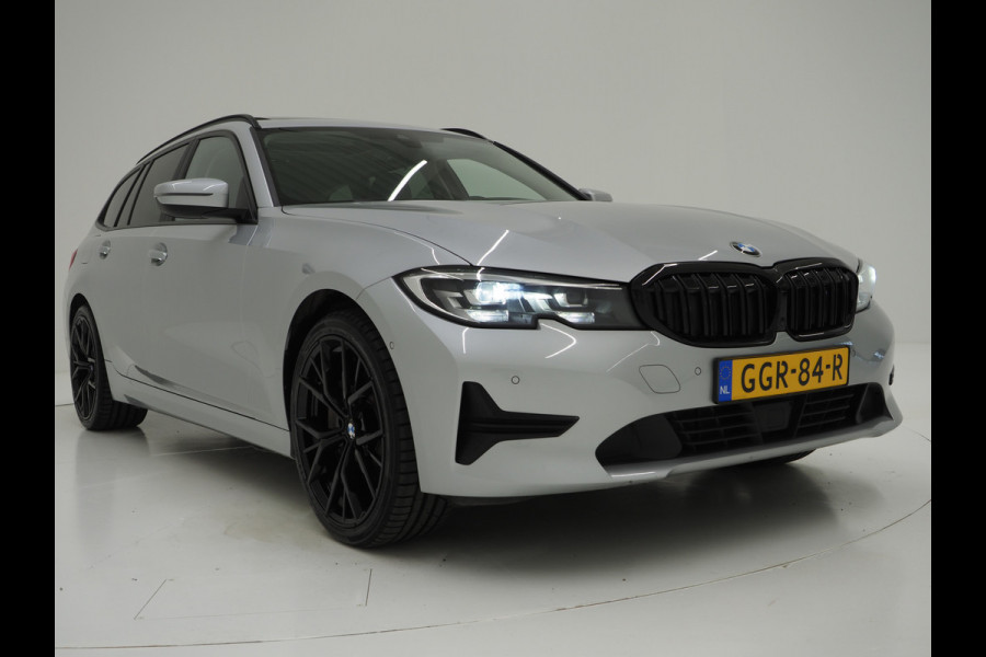 BMW 3 Serie Touring 330e High Executive | Panoramadak | Adapative Cruise | Keyless | Camera