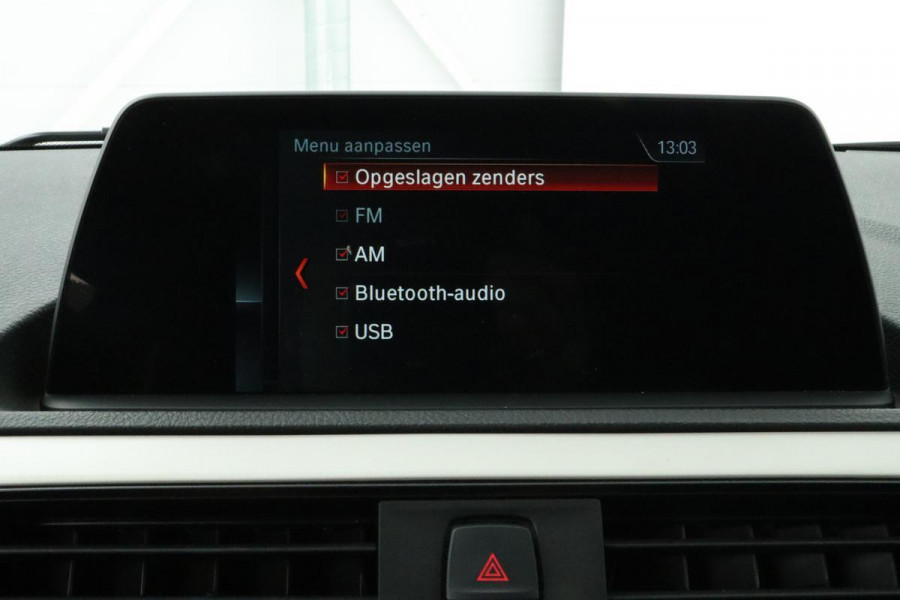 BMW 1-serie 118i Executive | Full LED | Sportstoelen | Navigatie | Climate control | Bluetooth | PDC | Cruise control