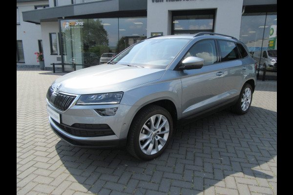 Škoda Karoq 1.5 TSI DSG Style, Navigatie, Camera, Trekhaak