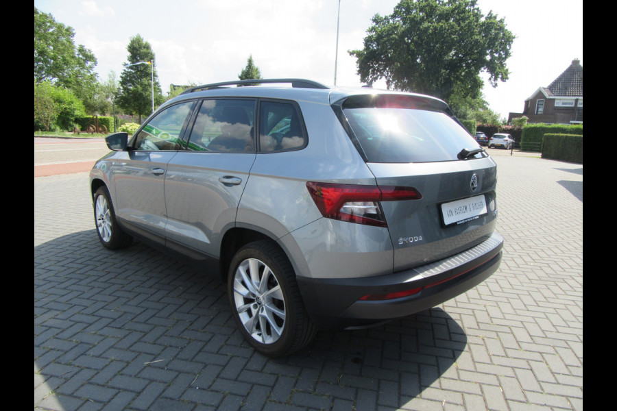 Škoda Karoq 1.5 TSI DSG Style, Navigatie, Camera, Trekhaak