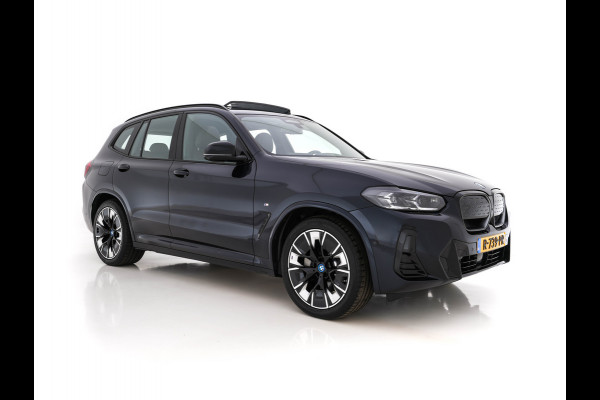 BMW iX3 High-Executive M-Sport-Pack 80 kWh [ 3-Fase ] (INCL-BTW) *PANO | VERNASCA-VOLLEDER | HEAD-UP | ADAPT.CRUISE | FULL-LED | HARMAN/KARDON-SURROUND | BLIND-SPOT | MEMORY-PACK | SPORT-SEATS | VIRTUAL-COCKPIT | SURROUND-VIEW  | DAB | NAVI-FULL