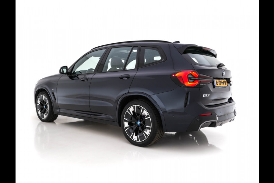 BMW iX3 High-Executive M-Sport-Pack 80 kWh [ 3-Fase ] (INCL-BTW) *PANO | VERNASCA-VOLLEDER | HEAD-UP | ADAPT.CRUISE | FULL-LED | HARMAN/KARDON-SURROUND | BLIND-SPOT | MEMORY-PACK | SPORT-SEATS | VIRTUAL-COCKPIT | SURROUND-VIEW  | DAB | NAVI-FULL