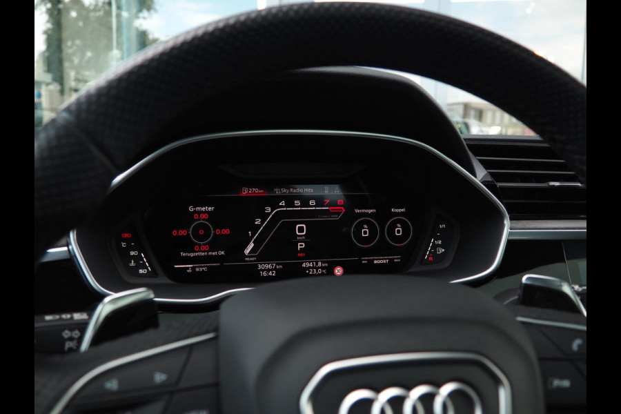 Audi RS Q3 Sportback / RS Stoelen / Sonos / Pano / 360 / Adaptive / Keyless / Ambient / Carbon / Blind spot