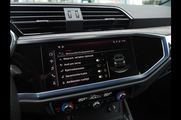 Audi RS Q3 Sportback / RS Stoelen / Sonos / Pano / 360 / Adaptive / Keyless / Ambient / Carbon / Blind spot