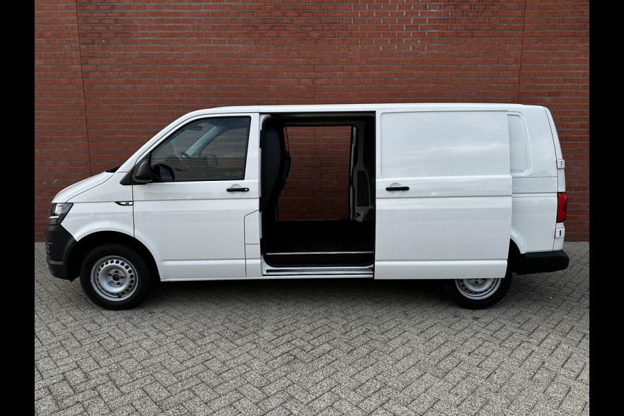 Volkswagen Transporter L2H1 150PK Automaat 2x schuifdeur Airco Navi Carplay Cruise Parkeersensoren