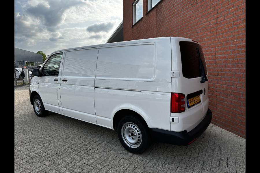 Volkswagen Transporter L2H1 150PK Automaat 2x schuifdeur Airco Navi Carplay Cruise Parkeersensoren