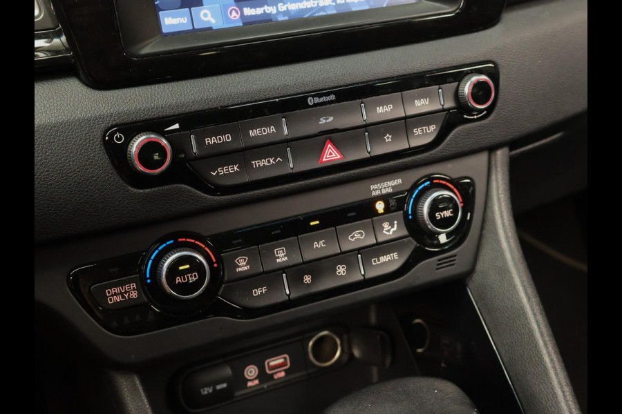 Kia Niro 1.6 GDi Hybrid ExecutiveLine FACELIFT (APPLE CARPLAY,NAVI,LED,XENON,SPORTSTOELEN,CAMERA,PDC,CLIMATE,CRUISE,LANE ASSIST)