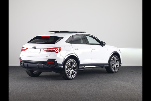 Audi Q3 Sportback 45 TFSI e S-Line 245 pk S-tronic | Verlengde garantie | Panoramadak | Navigatie | Parkeersensoren (Park assist) | Rondomzicht camera | Lichtmetalen velgen 20" |