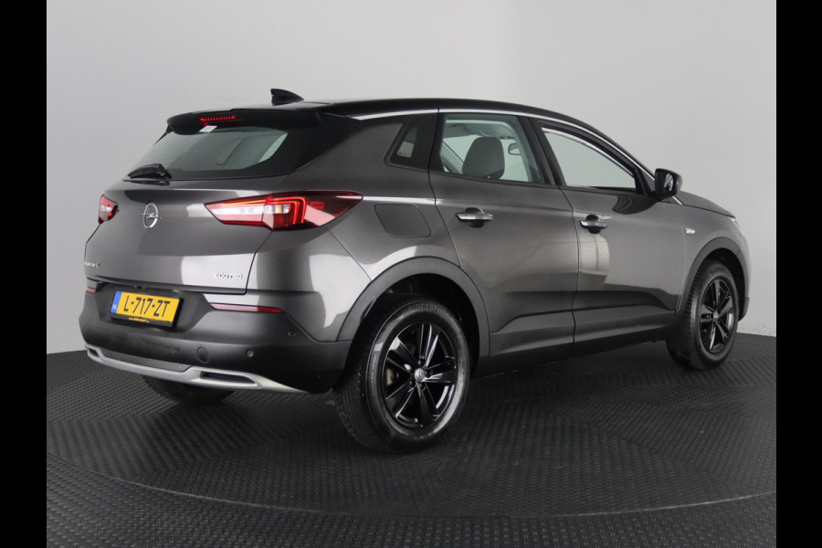 Opel Grandland X 1.2 Turbo Elegance Leder.Navi Apple Carplay. Camera tot 2 Jaar Garantie! *