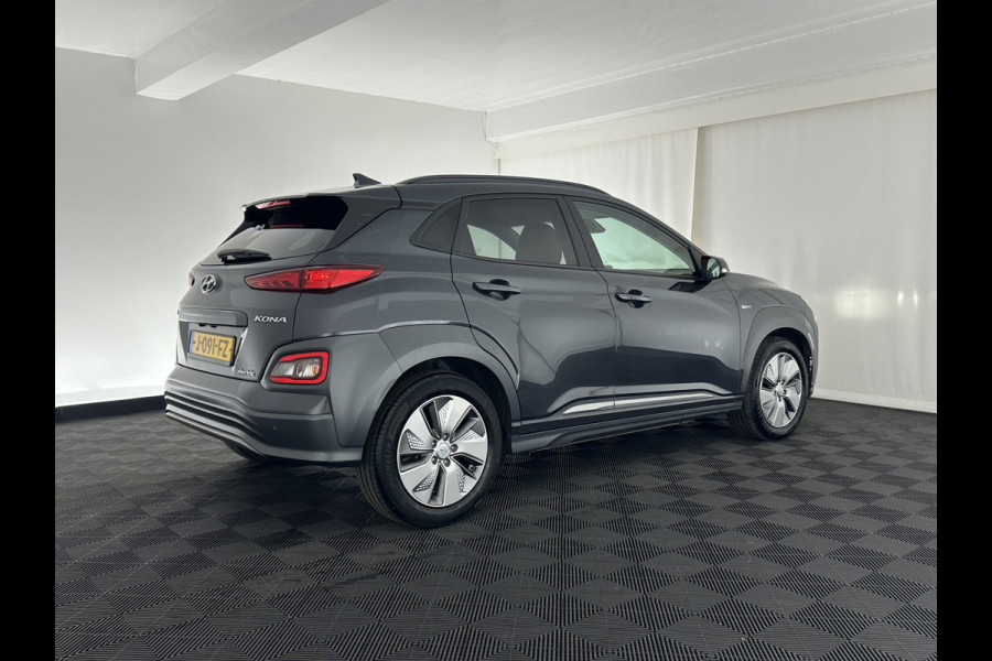 Hyundai Kona EV Fashion 64 kWh [3-Fase] (INCL-BTW) *HEAD-UP | VOLLEDER | ADAPTIVE-CRUISE | NAVI-FULLMAP | DAB+ | KEYLESS | CAMERA | ECC | PDC*