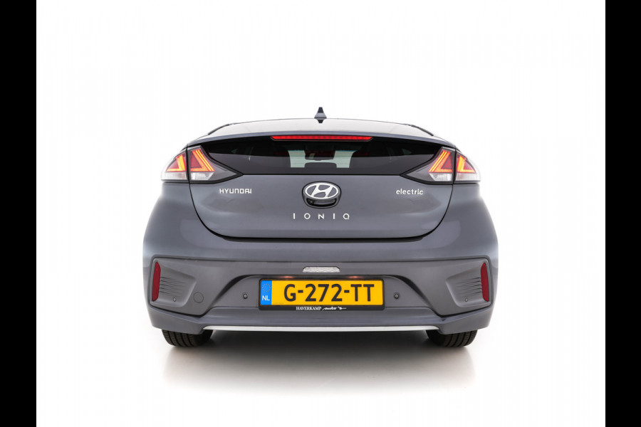 Hyundai IONIQ Premium EV 38 kWh (INCL-BTW) *VOLLEDER | FULL-LED | KEYLESS | NAVI-FULLMAP |  ADAPTIVE-CRUISE |  DAB | CAMERA | MEMORY-PACK | VIRTUAL-COCKPIT | LANE-ASSIST | COMFORT-SEATS | 16" ALU*