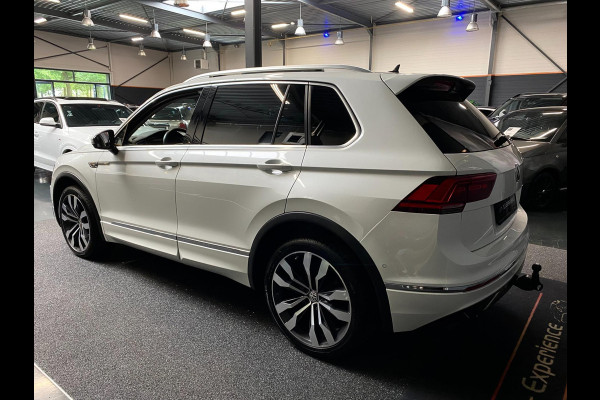 Volkswagen Tiguan 2.0 TDI R-Line 2x Edition 4Motion PANO LEER