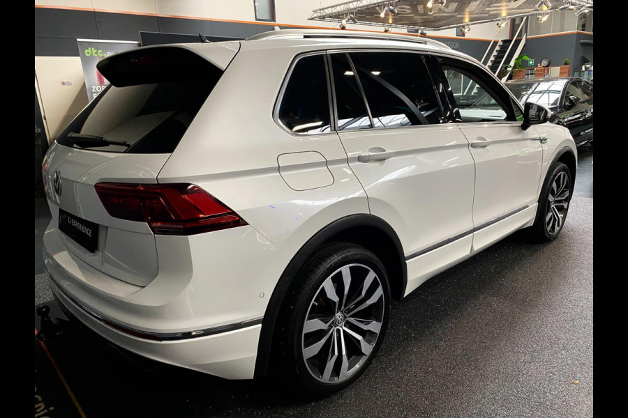 Volkswagen Tiguan 2.0 TDI R-Line 2x Edition 4Motion PANO LEER