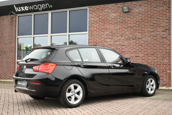 BMW 1-serie 116i 110pk Executive Navi Cruise Stoelverw PDC