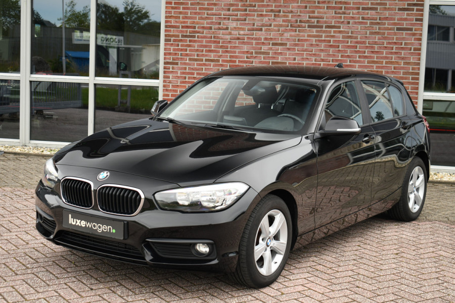 BMW 1-serie 116i 110pk Executive Navi Cruise Stoelverw PDC