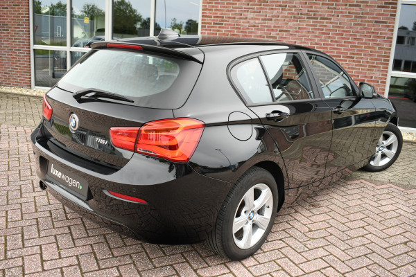 BMW 1-serie 116i 110pk Executive Navi Cruise Stoelverw PDC