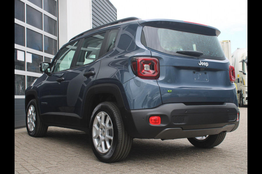 Jeep Renegade 1.5T e-Hybrid Altitude | MY24| Adapt. Cruise | Schuif/Kanteldak | Keyless | BSM | Navi | Apple Carplay | Uit voorraad leverbaar !