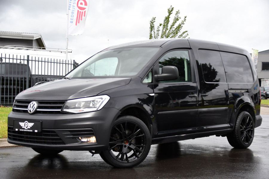 Volkswagen Caddy 2.0 TDI L2H1 Maxi Black Edition Highline Camera, Cruise, 102PK, Automaat, Trekhaak, Stoelverwarming, LED, Standkachel,