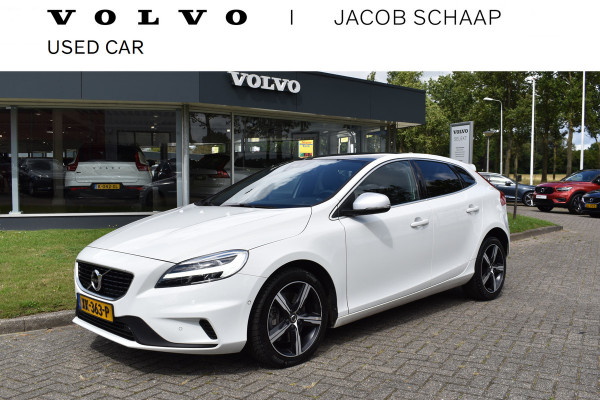 Volvo V40 T3 153PK Automaat Polar+ Sport | H&K | Glazen dak | Stoelverwarming | Camera | 17"LMV | Keyless entry