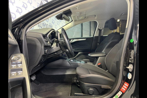 Ford FOCUS Wagon 1.0 EcoBoost Titanium | Led Koplampen | Apple/Android Carplay | Parkeersensoren | ACC | Stuur&Stoelen Verwarm.