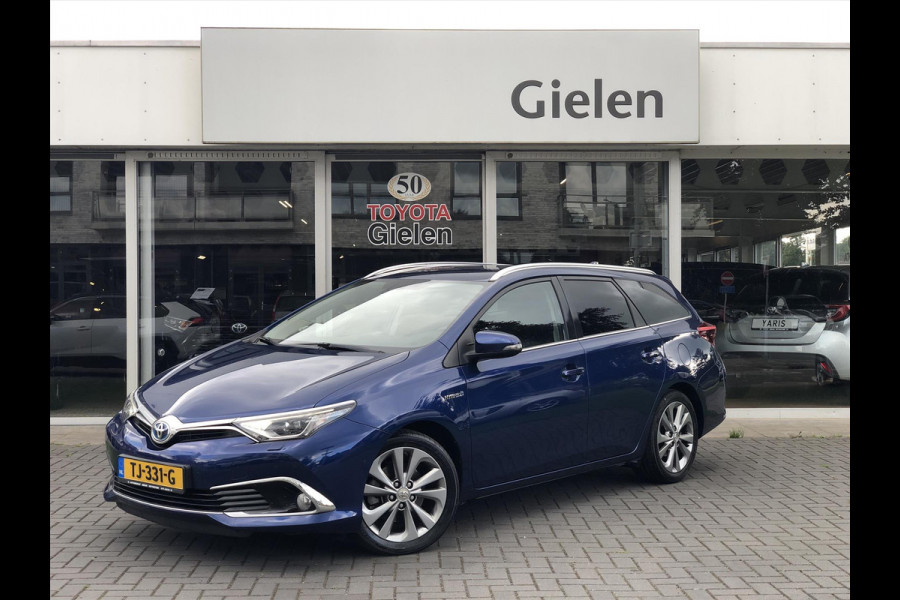 Toyota Auris 1.8 Touring Sports Hybrid Executive | Navigatie, Half leer, Stoelverwarming, Parkeersensoren, LED, DAB, 17inch, Keyless