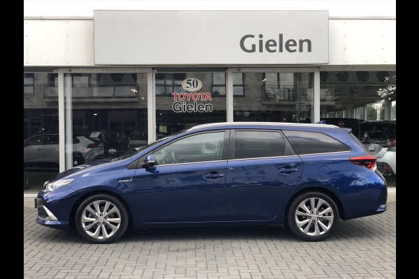 Toyota Auris 1.8 Touring Sports Hybrid Executive | Navigatie, Half leer, Stoelverwarming, Parkeersensoren, LED, DAB, 17inch, Keyless