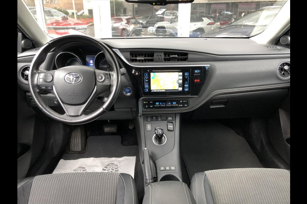 Toyota Auris 1.8 Touring Sports Hybrid Executive | Navigatie, Half leer, Stoelverwarming, Parkeersensoren, LED, DAB, 17inch, Keyless