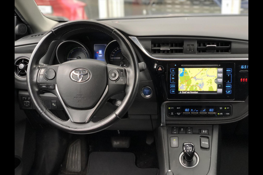 Toyota Auris 1.8 Touring Sports Hybrid Executive | Navigatie, Half leer, Stoelverwarming, Parkeersensoren, LED, DAB, 17inch, Keyless