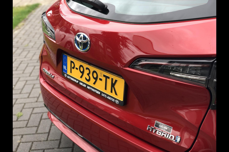 Toyota Corolla Touring Sports 1.8 Hybrid Active | Eerste eigenaar, Apple Carplay/Android Auto, Parkeercamera, Lichtmetalen velgen