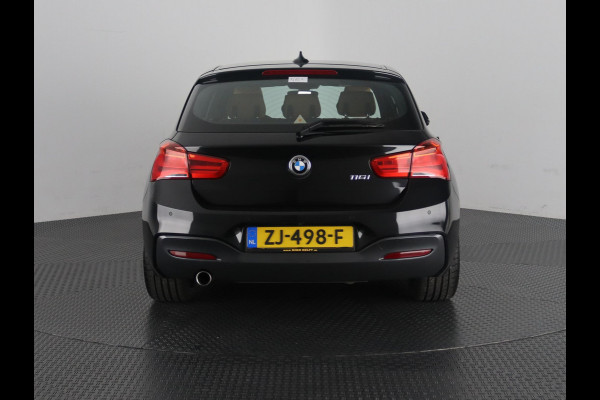 BMW 1-serie 116i M Sport Edition | Navigatie | Leder | Lichtmetalen velgen |