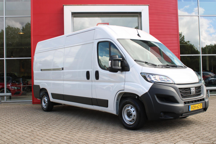 Fiat Ducato 33 2.2 MultiJet 140PK L3H2 | ACHTERUITRIJ CAMERA | APPLE CARPLAY/ANDROID AUTO | 3-ZITS | CRUISE CONTROL | CLIMATE CONTROL | DAB+ RADIO | NIEUWE BUS! |