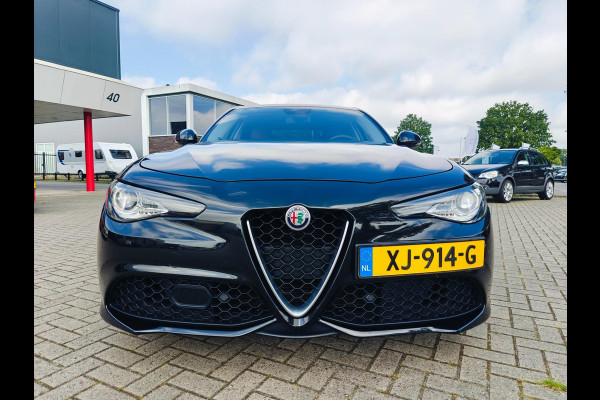 Alfa Romeo Giulia 2.0T Super Veloce Pack