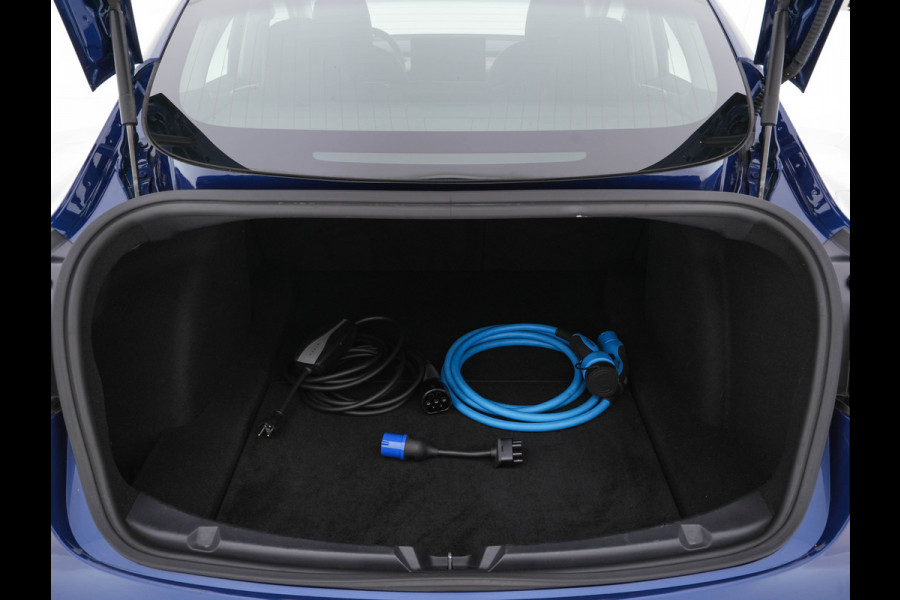 Tesla Model 3 Standard RWD Plus 60 kWh [ 3-Fase ] (INCL-BTW) Aut. *PANO | AUTO-PILOT | NAPPA-VOLLEDER | KEYLESS | FULL-LED | MEMORY-PACK | SURROUND-VIEW | DAB | APP-CONNECT | VIRTUAL-COCKPIT | LANE-ASSIST | COMFORT-SEATS | 18"ALU*