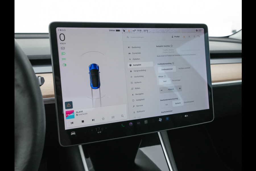 Tesla Model 3 Standard RWD Plus 60 kWh [ 3-Fase ] (INCL-BTW) Aut. *PANO | AUTO-PILOT | NAPPA-VOLLEDER | KEYLESS | FULL-LED | MEMORY-PACK | SURROUND-VIEW | DAB | APP-CONNECT | VIRTUAL-COCKPIT | LANE-ASSIST | COMFORT-SEATS | 18"ALU*