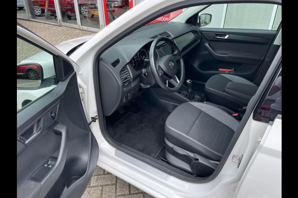 Škoda Fabia Combi 1.0 TSI Business Edition / navigatie