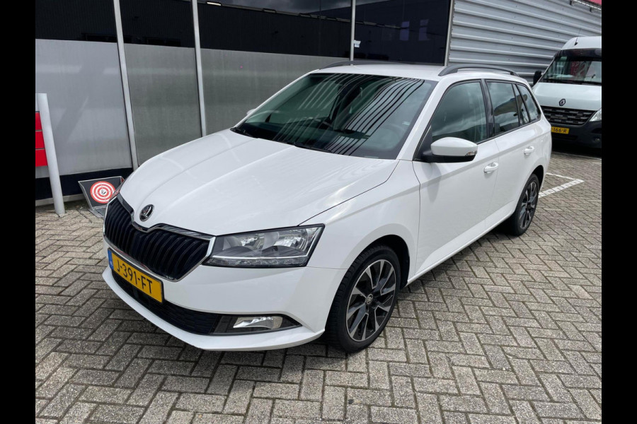 Škoda Fabia Combi 1.0 TSI Business Edition / navigatie