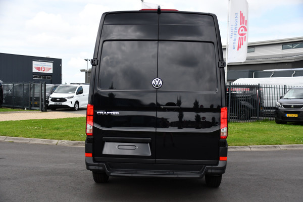 Volkswagen Crafter 35 2.0 TDI L3H3 Highline Black Edition Adaptieve Cruise, Camera, Carplay, 177PK, LED, Multimedia, Automaat, UNIEK!