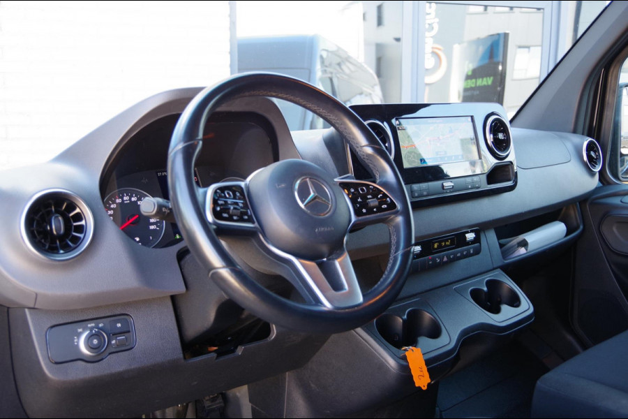 Mercedes-Benz Sprinter 316 2.2 CDI L2H2 AUT. LED, 3.5T TREKHAAK, MBUX 10'', CAMERA, NAVI, CRUISE, CLIMA, PDC