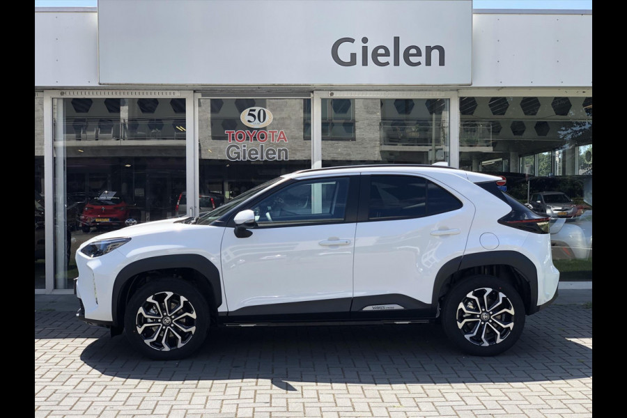 Toyota Yaris Cross 1.5 Hybrid 130PK First Edition Plus | Stoel + Stuurverwarming, Apple CarPlay, Keyless, 17inch, Groot scherm