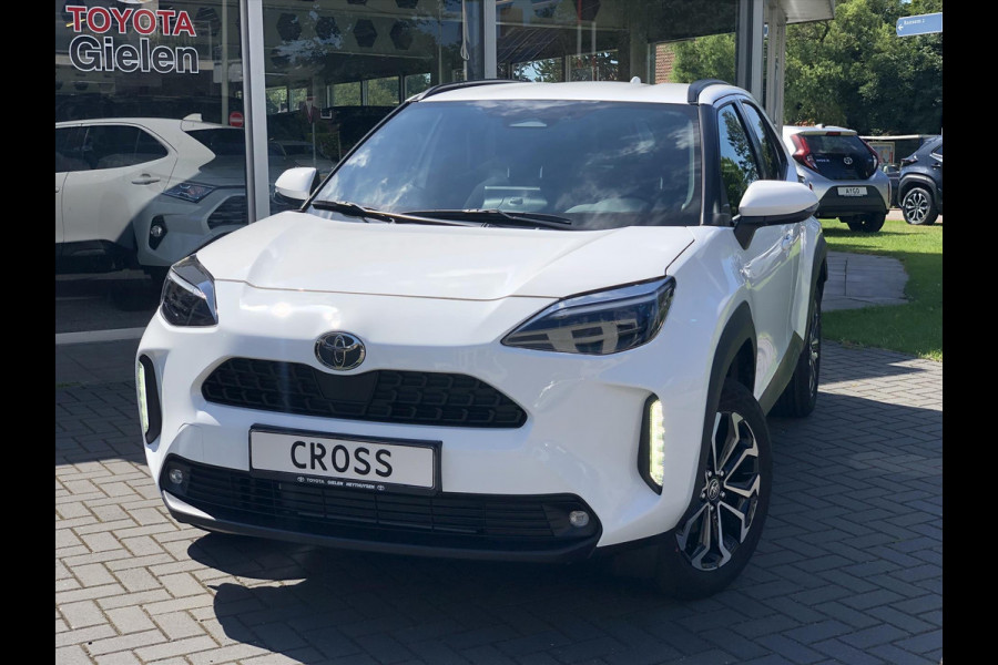 Toyota Yaris Cross 1.5 Hybrid 130PK First Edition Plus | Stoel + Stuurverwarming, Apple CarPlay, Keyless, 17inch, Groot scherm